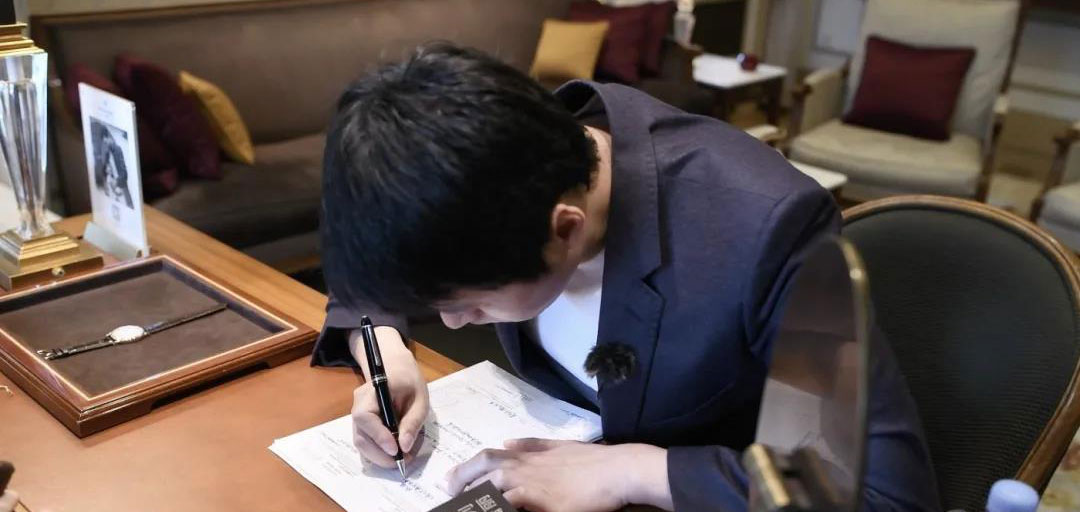 好入手、不撞款，百達(dá)翡麗的清流6119