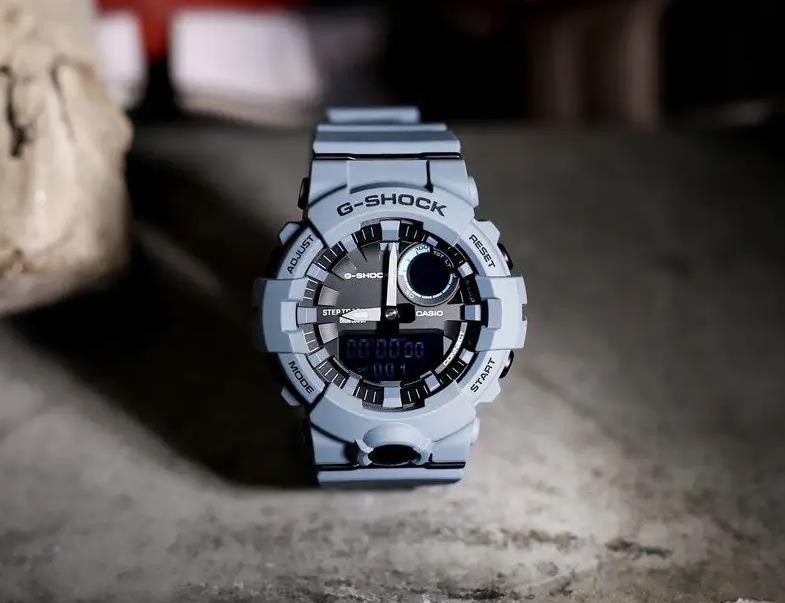 卡西歐用MRG-B5000系列重現(xiàn)首個(gè)G-SHOCK