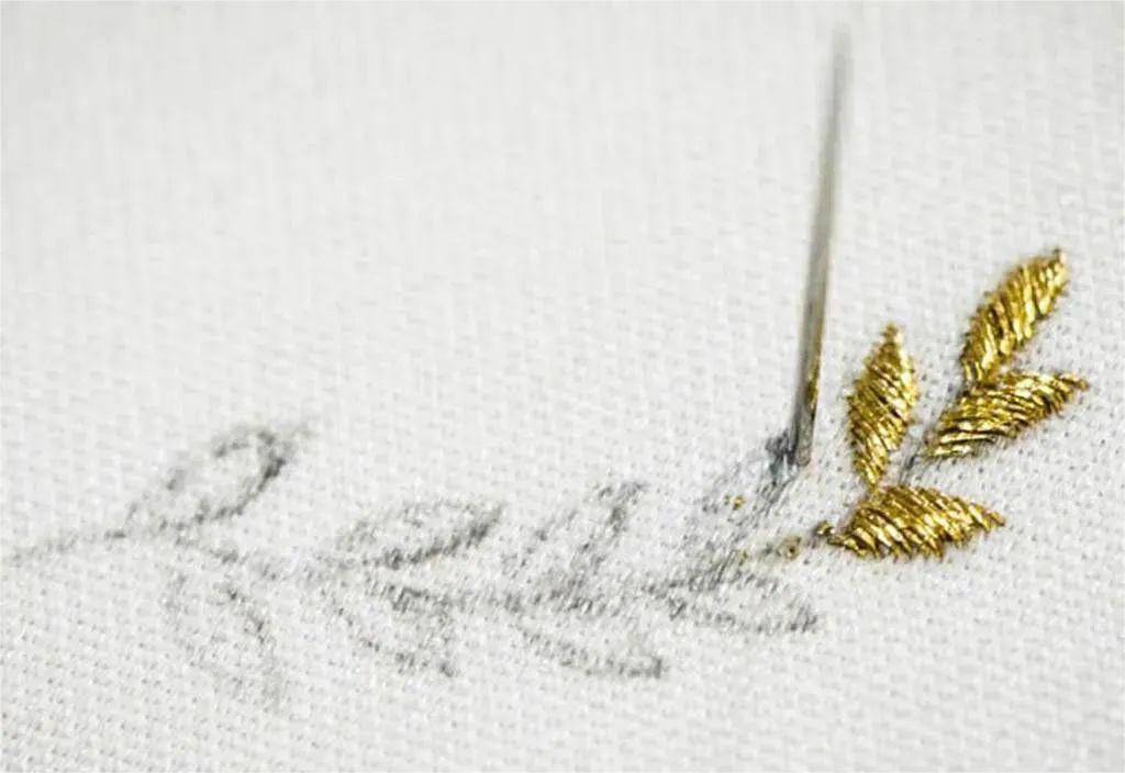 伯爵繡花針！金絲刺繡做表盤？