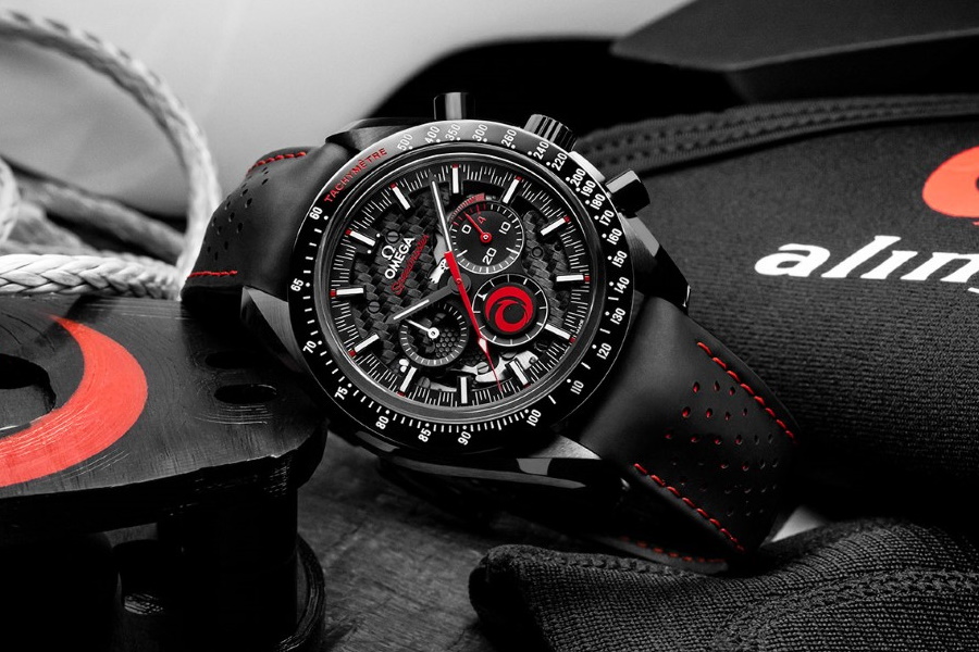歐米茄 (OMEGA) 與 Alinghi 合作打造以航海為靈感的超霸腕表